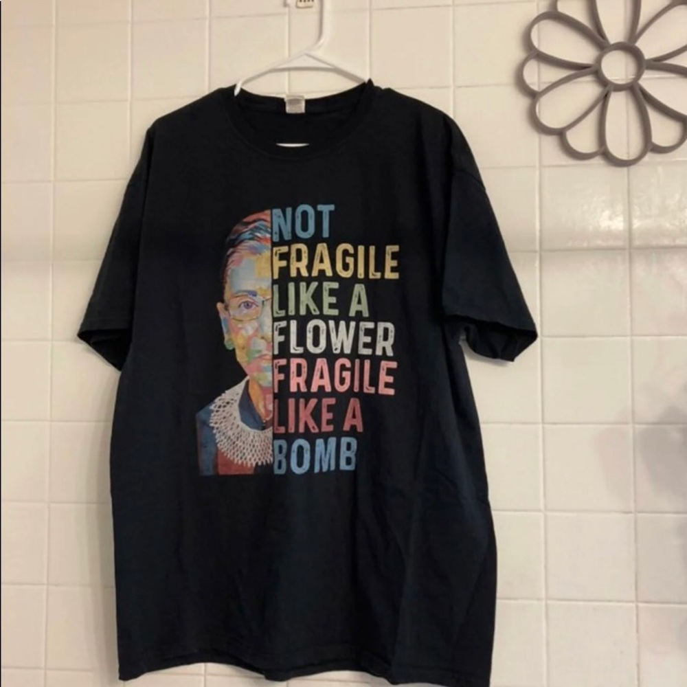 Ruth B. Ginsberg "Not Fragile" Tee Xl - image 4